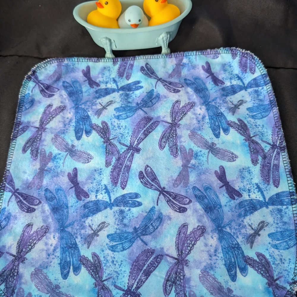 Set Of 4 Hand Crafted 100% Cotton Blue and Purple Dragonfly Wash Cloths